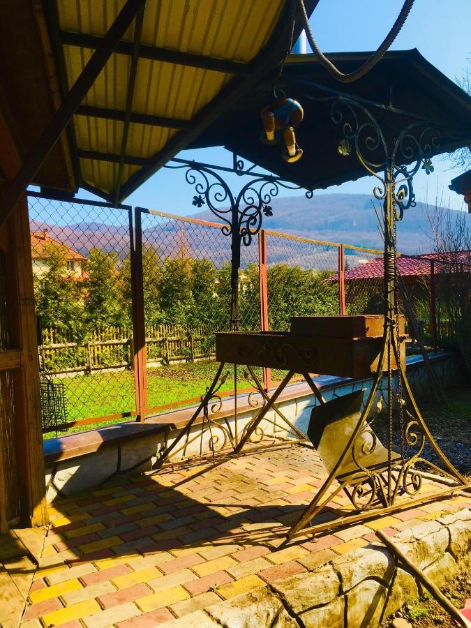 Будинок В Горах Poljana Exterior foto